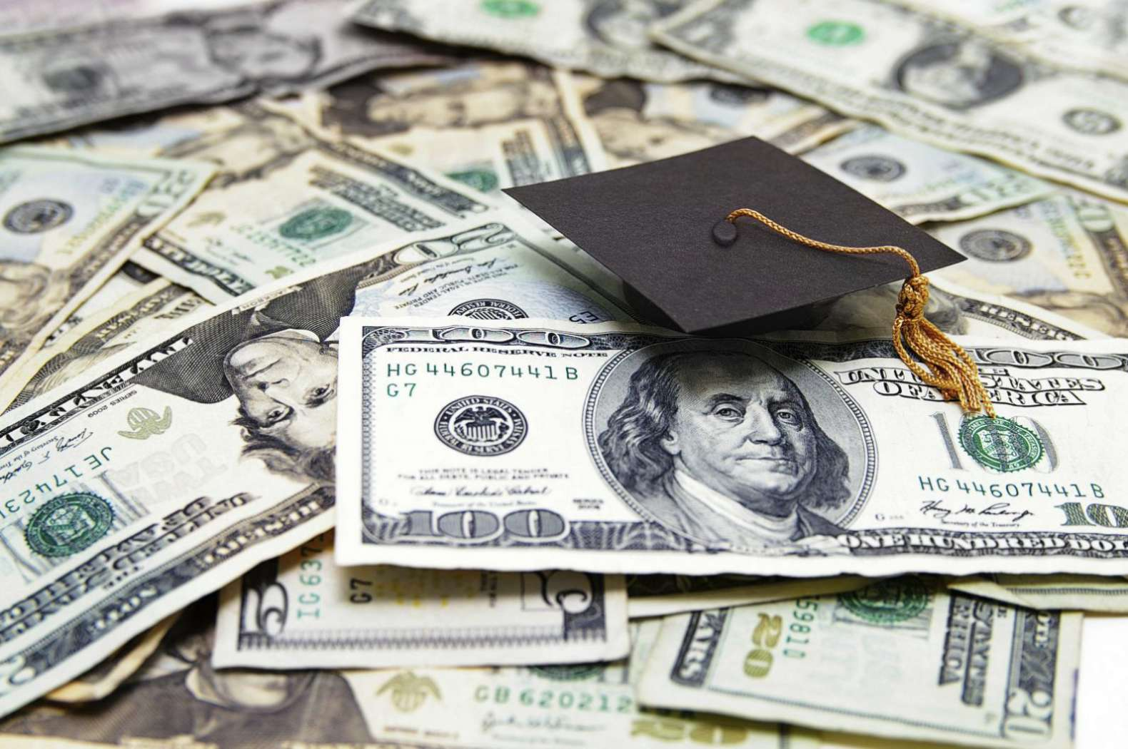 How To Secure Free Educational Grants For College_3